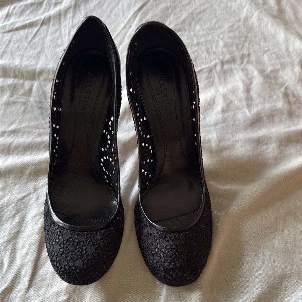 Jill Stuart Black Heels with Intricate Lace Design size 38.5